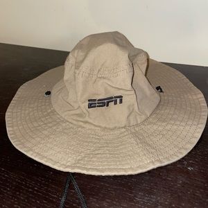 Espen bucket hat